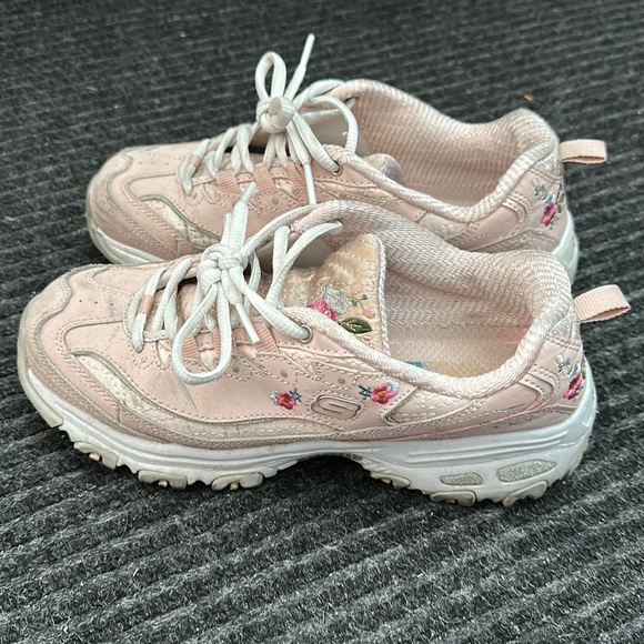 Skechers Shoes - Skechers Sneakers